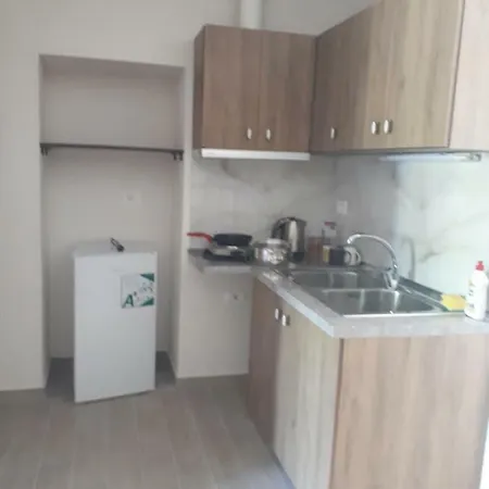 Bona's Apartment Tushemisht